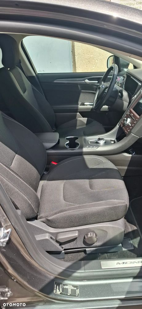 Ford Mondeo 2.0 EcoBlue Titanium - 13
