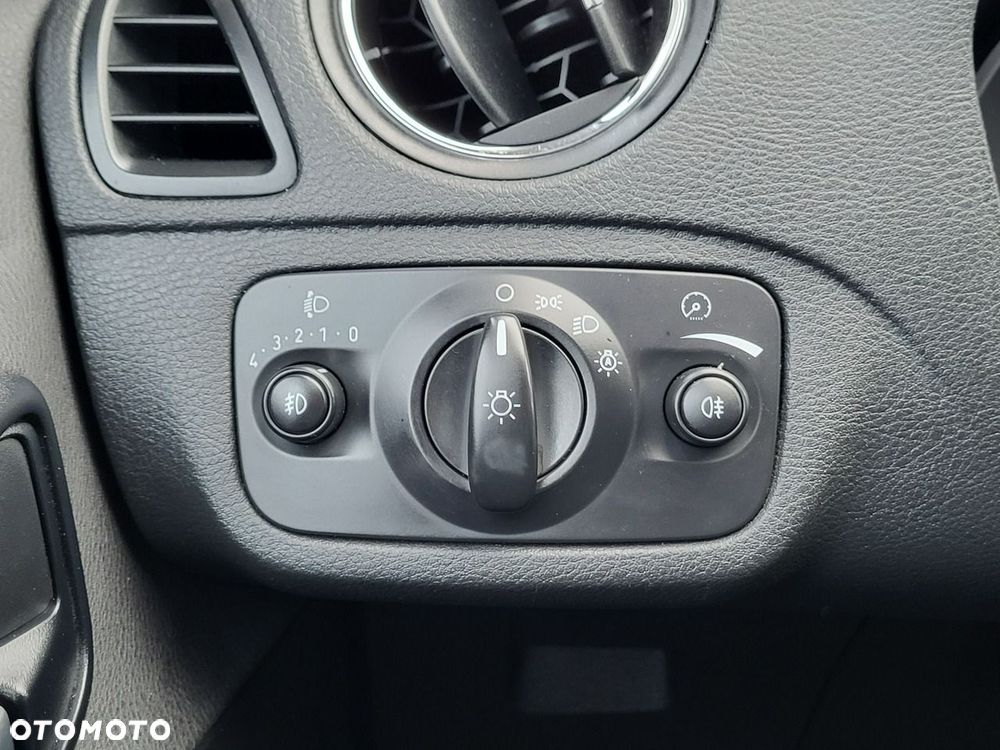 Ford S-Max - 29