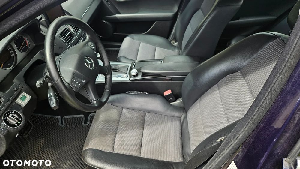Mercedes-Benz Klasa C 320 CDI Avantgarde 4-Matic - 11