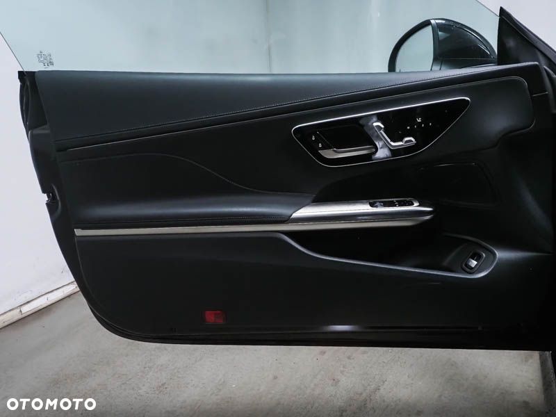 Mercedes-Benz CLE 200 mHEV 4-Matic AMG Line - 9