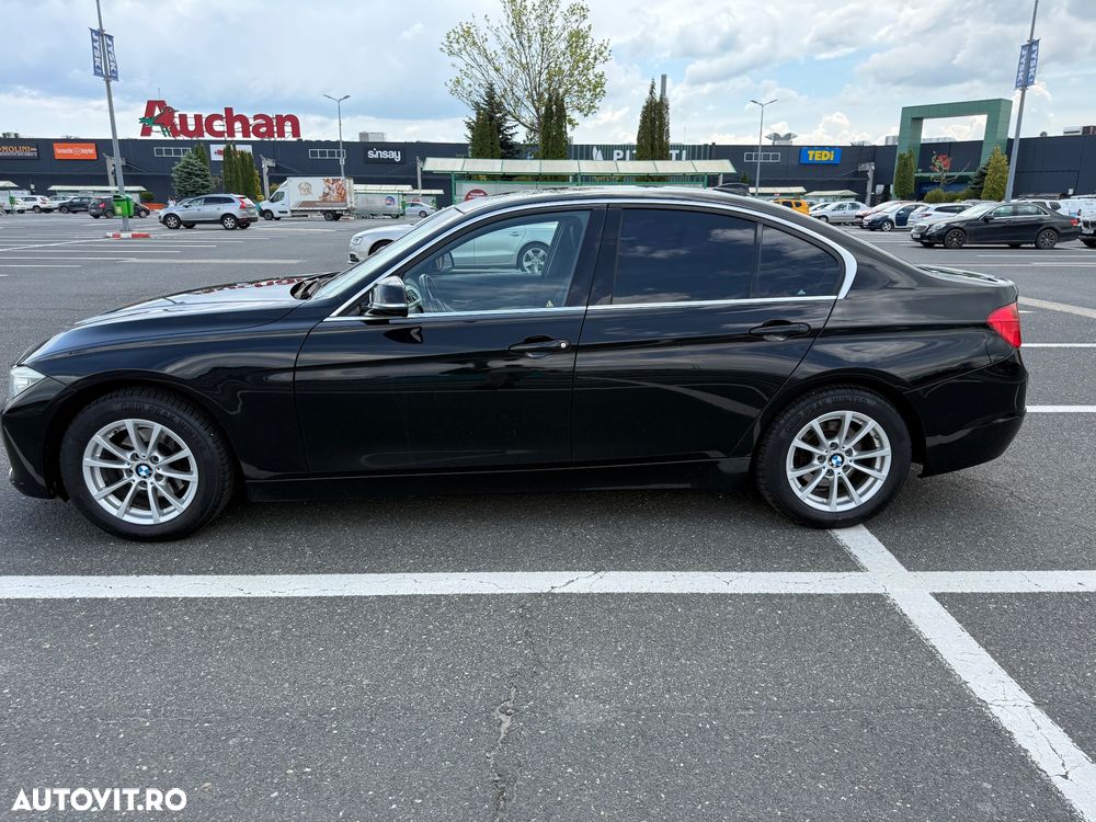 BMW Seria 3 320d EfficientDynamics Edition - 3
