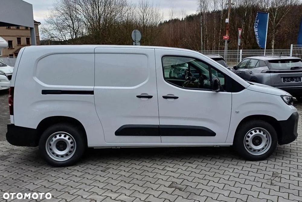 Peugeot Partner Van XL L2H1 1.5 130KM - 6