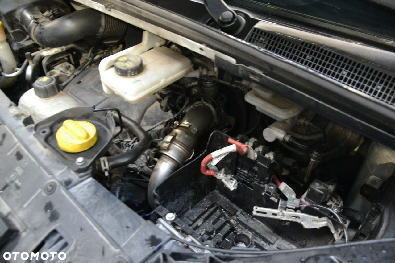 Nissan NV300 - 27
