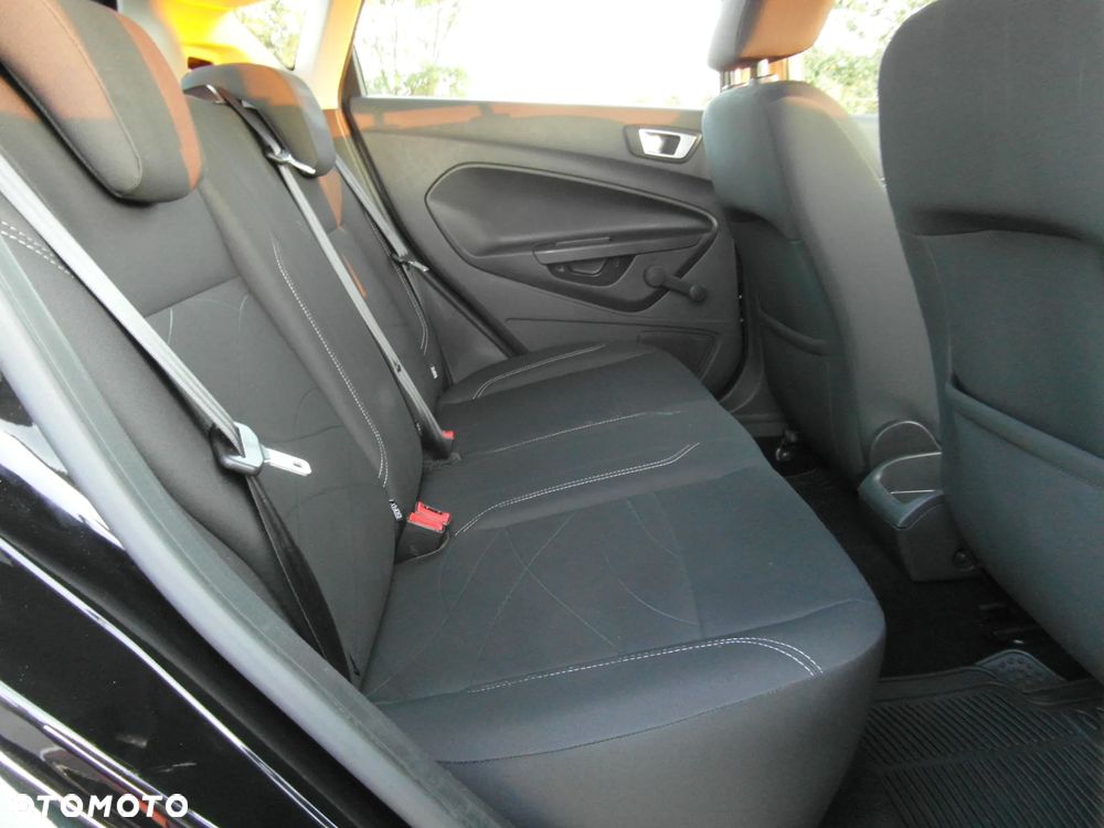 Ford Fiesta 1.25 Silver X (Trend) EU6 - 32