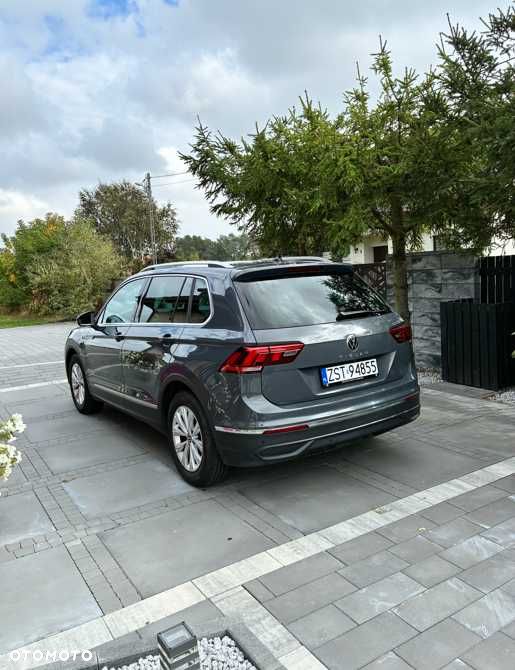 Volkswagen Tiguan - 2