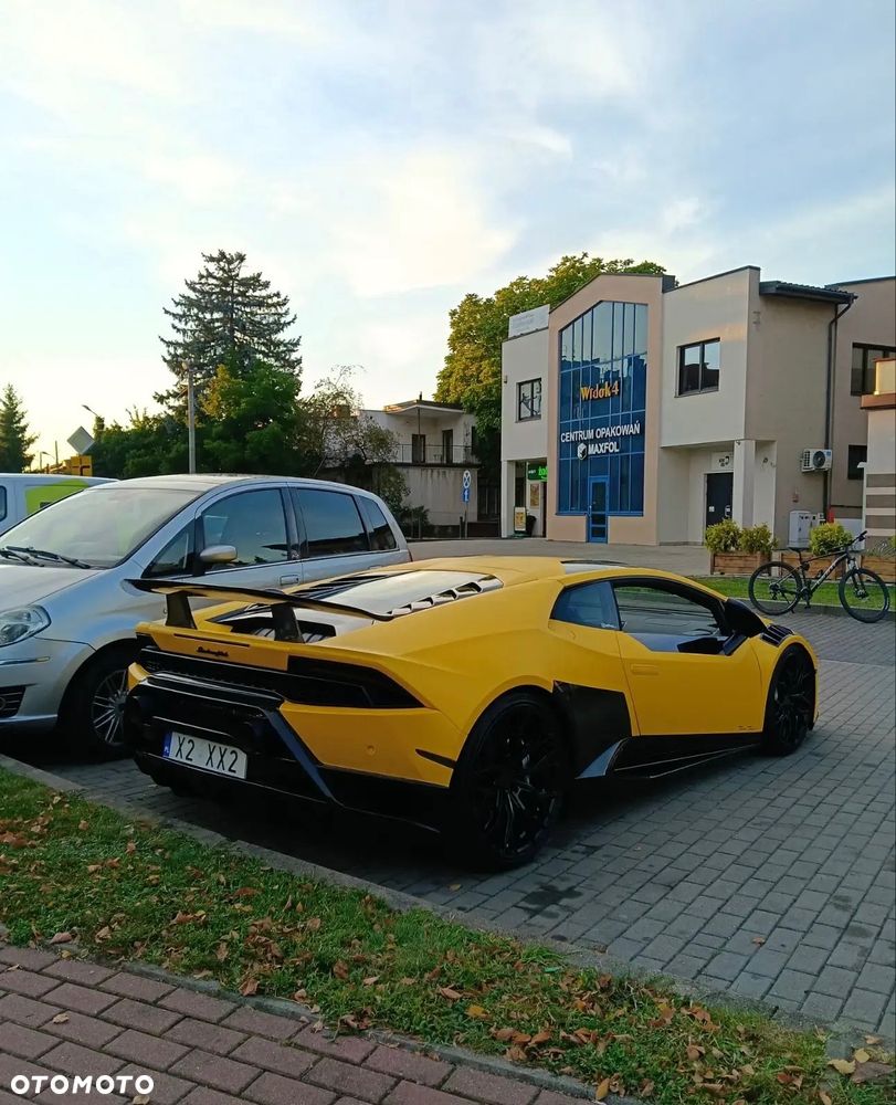 Lamborghini Huracan - 5