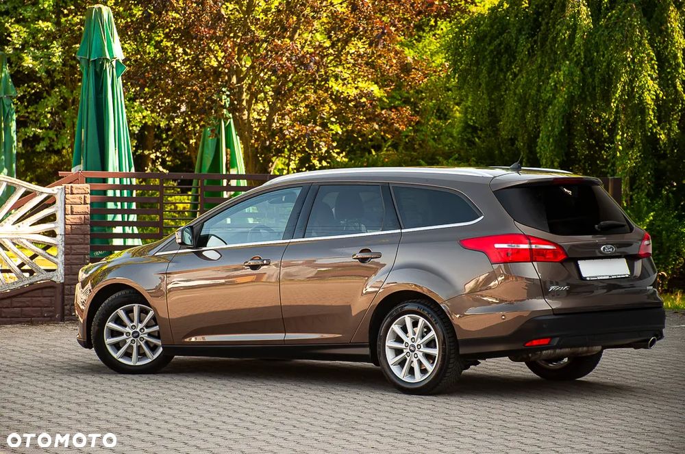 Ford Focus - 35