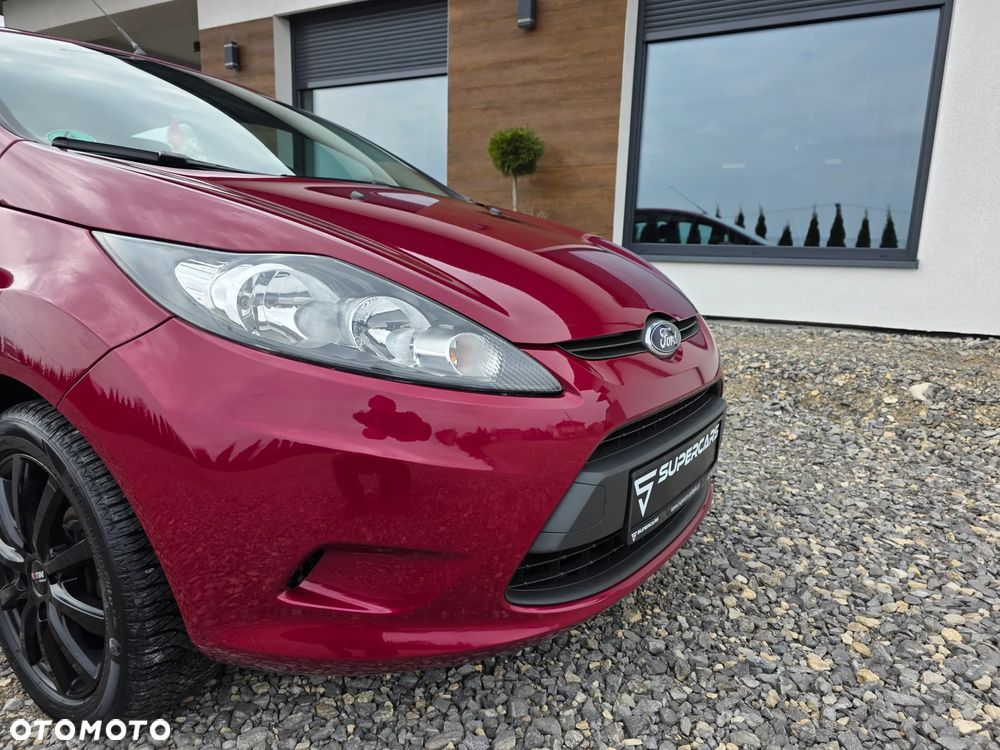 Ford Fiesta 1.25 Trend - 12