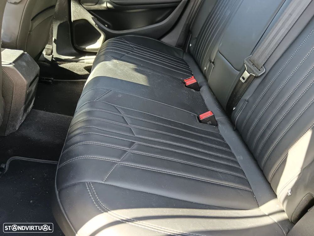 Peugeot 308 - 9