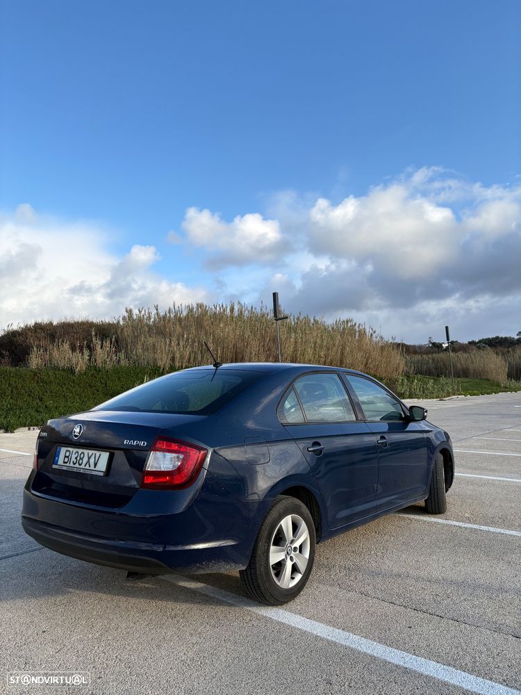 Skoda Rapid 1.0 TSI Active - 6