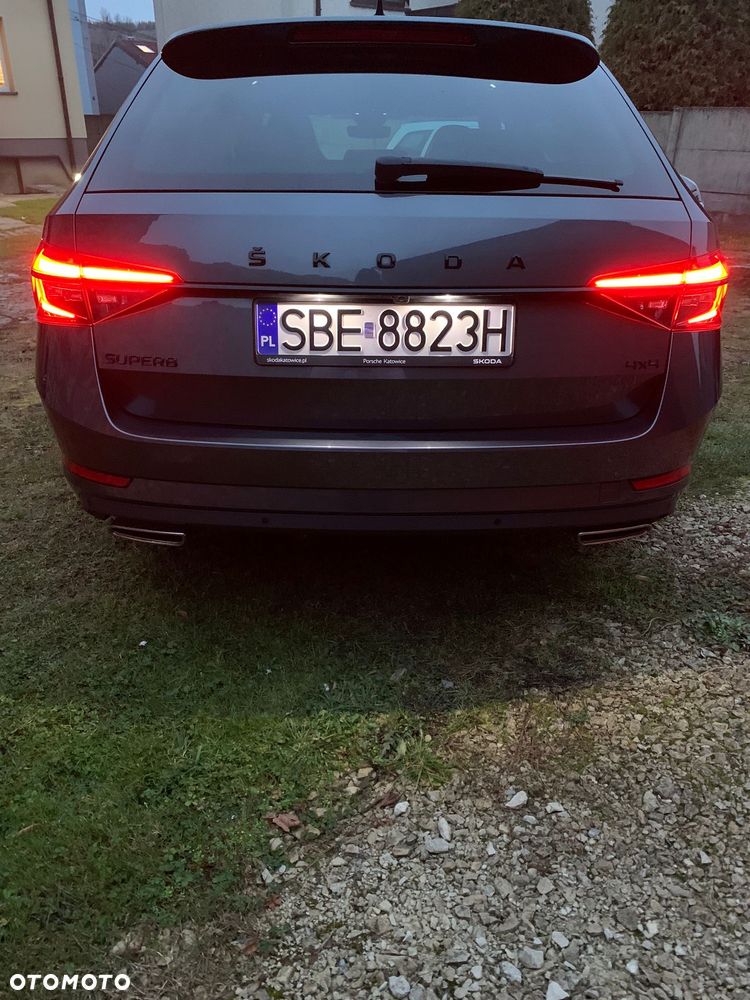 Skoda Superb 2.0 TSI 4x4 DSG Sportline - 23