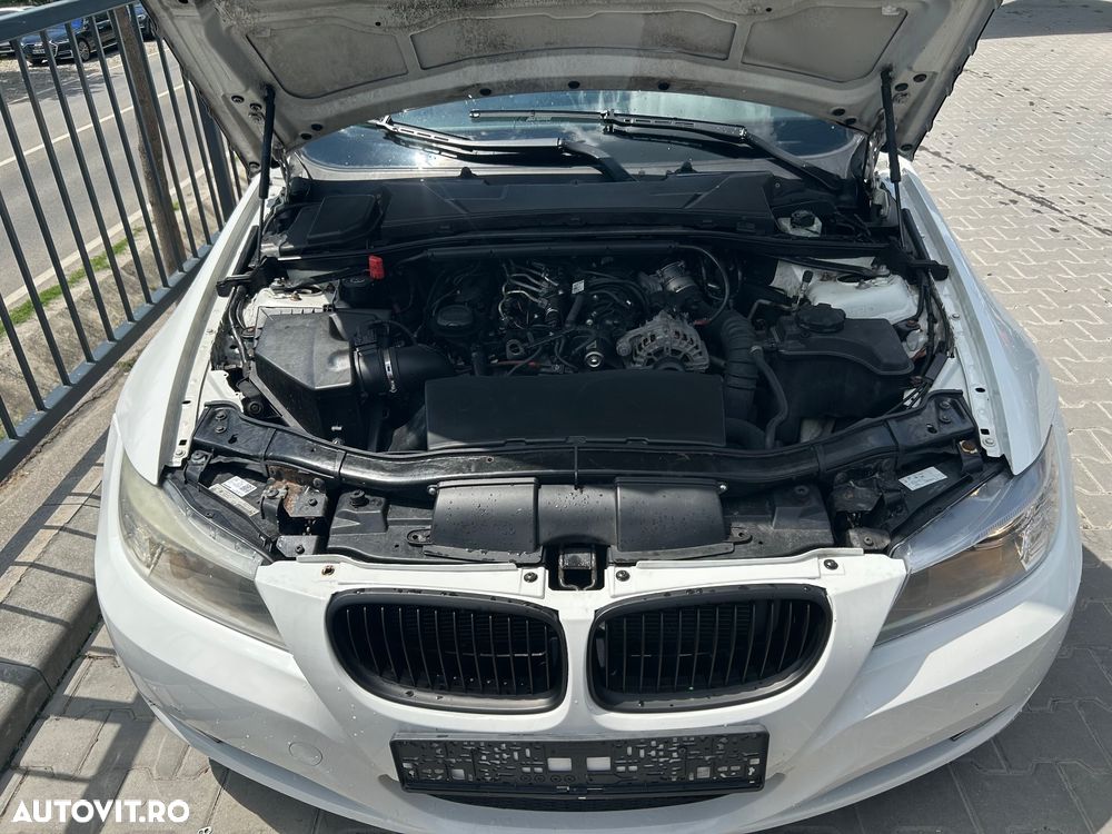 BMW Seria 3 320d DPF - 6