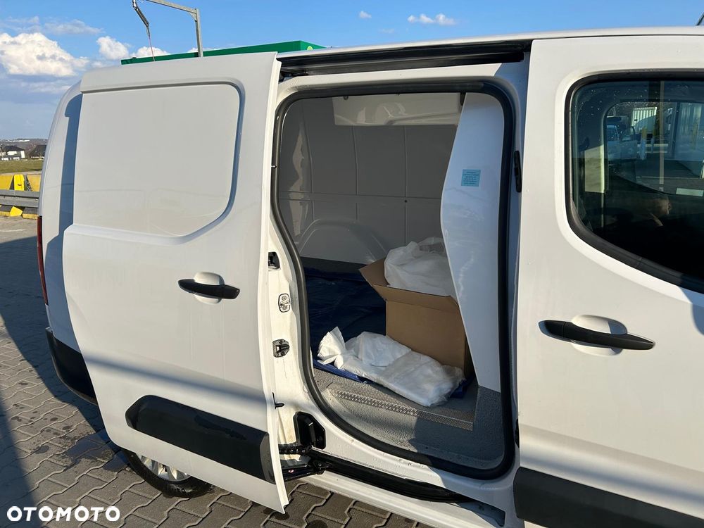 Toyota PROACCE CITY 1.5 - 6