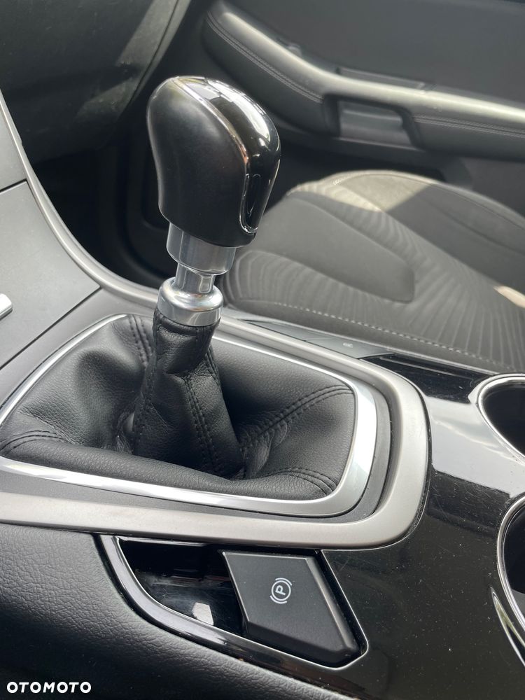Ford S-Max - 27