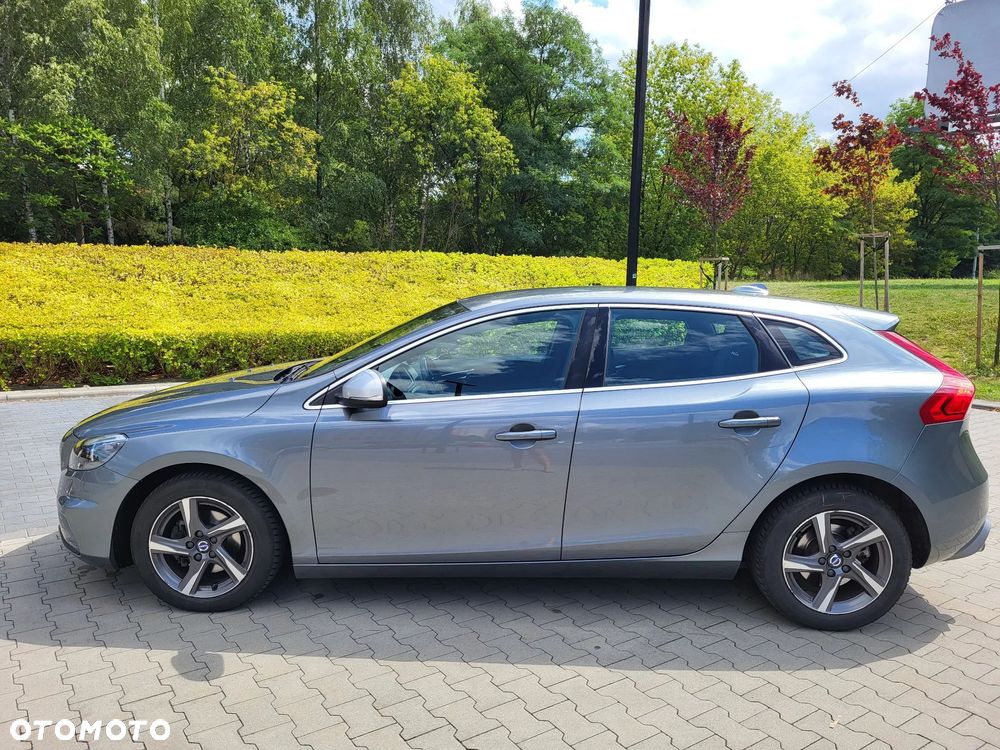 Volvo V40 D2 Drive-E R-Design Momentum - 7