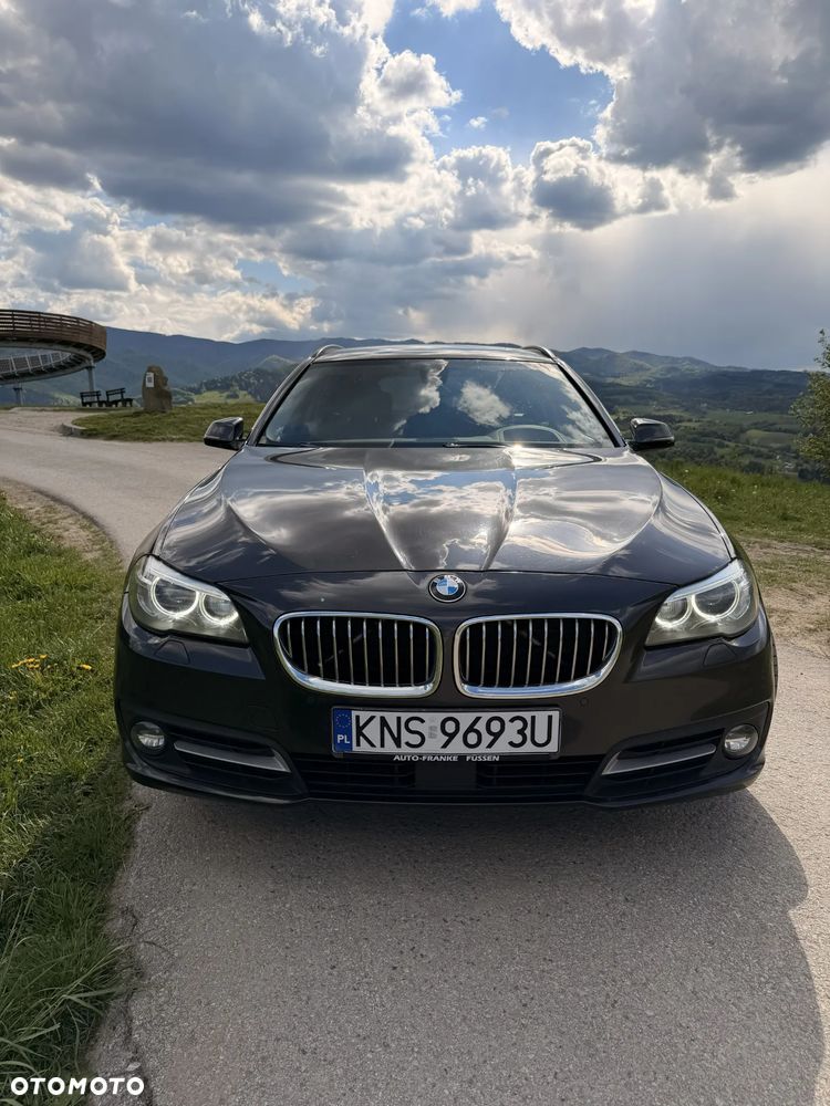 BMW Seria 5 520d xDrive - 2