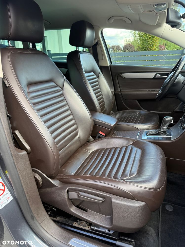 Volkswagen Passat 2.0 TDI Comfortline DSG - 5
