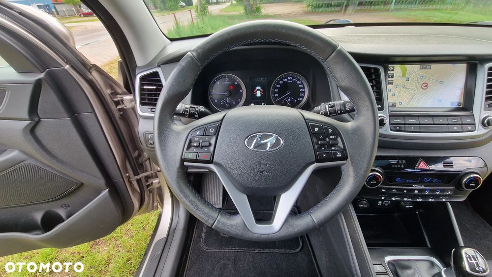 Hyundai Tucson blue 1.7 CRDi 2WD Passion Plus - 16