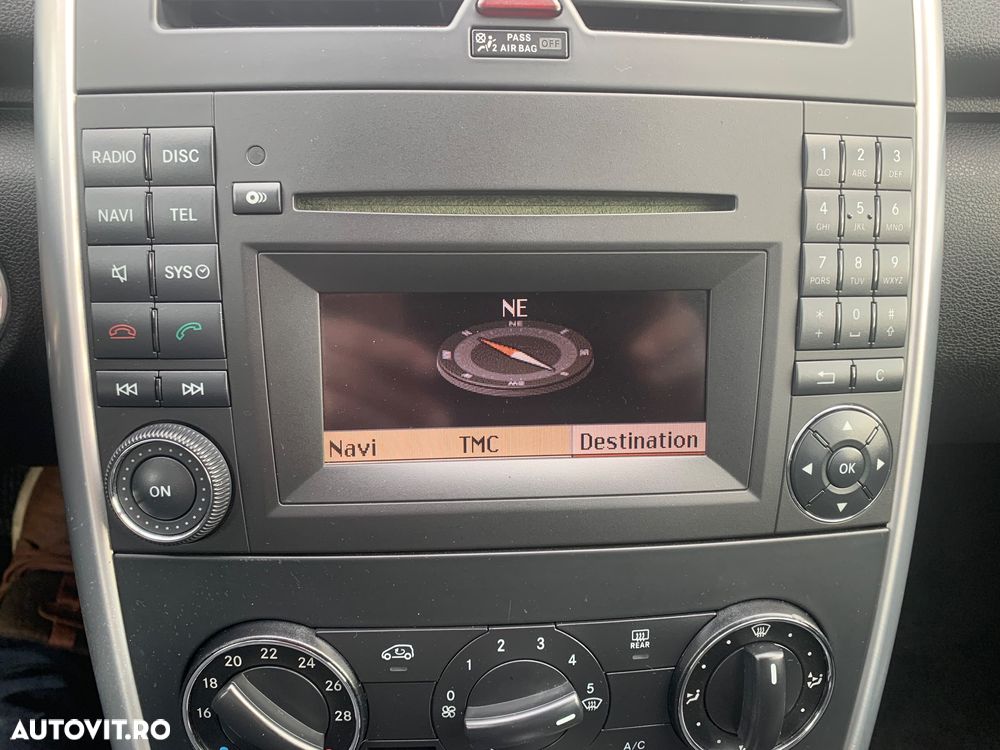 Mercedes-Benz A 180 - 11