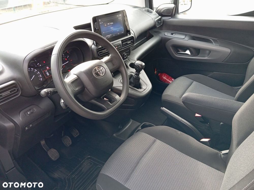 Toyota Proace City Verso 1.5 D-4D Business - 10