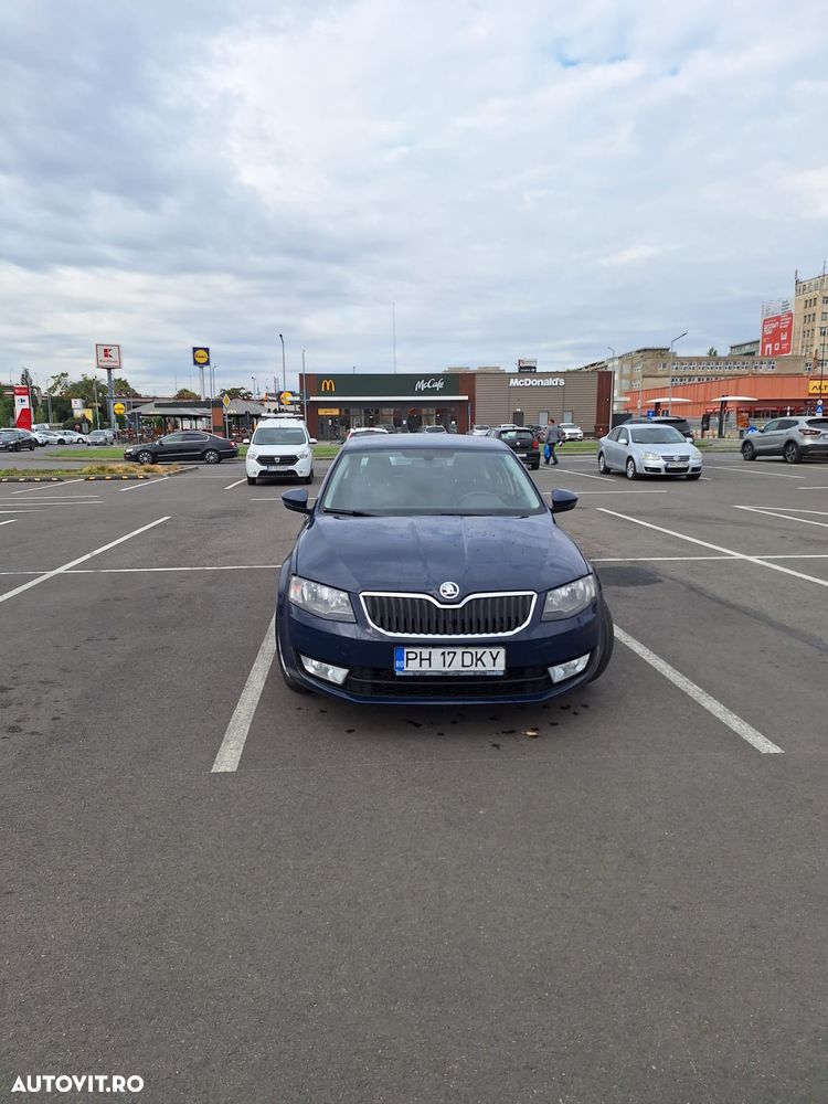 Skoda Octavia 2.0 TDI STYLE DSG - 1