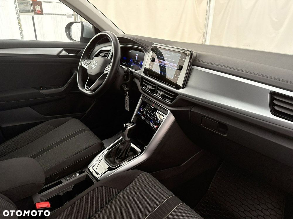 Volkswagen T-Roc - 23