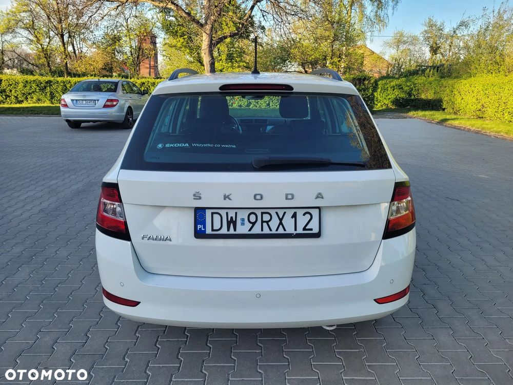 Skoda Fabia 1.0 TSI Active - 5
