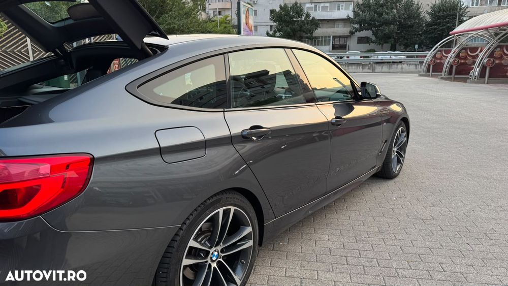 BMW Seria 3 320d xDrive AT - 32