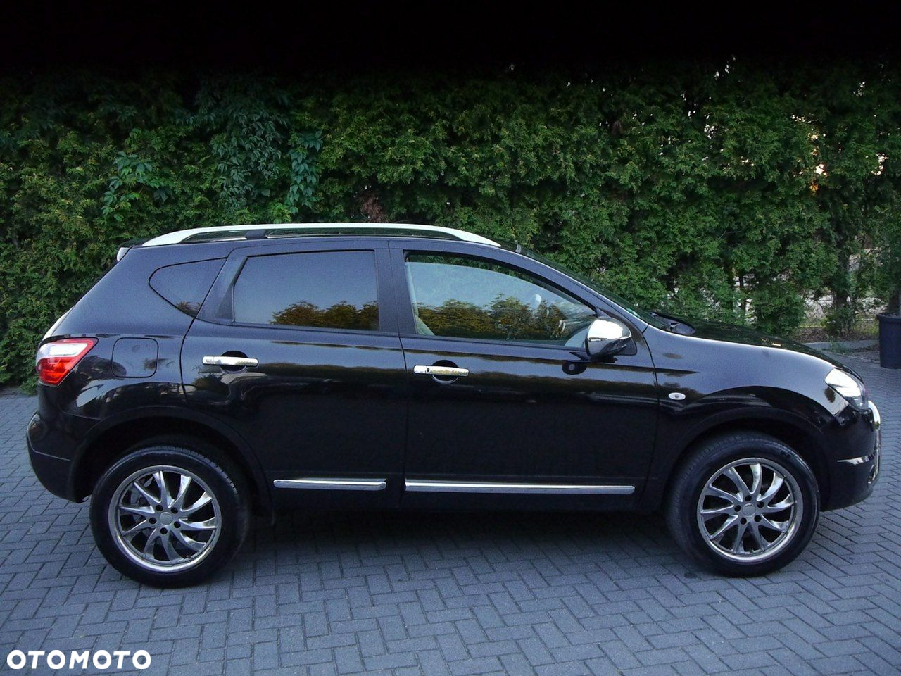 Nissan Qashqai - 11