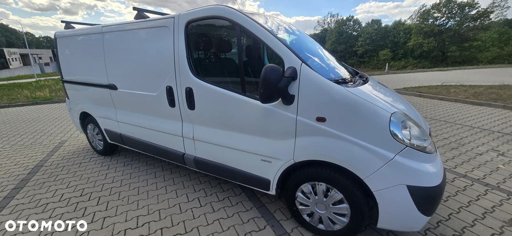 Opel Vivaro - 6