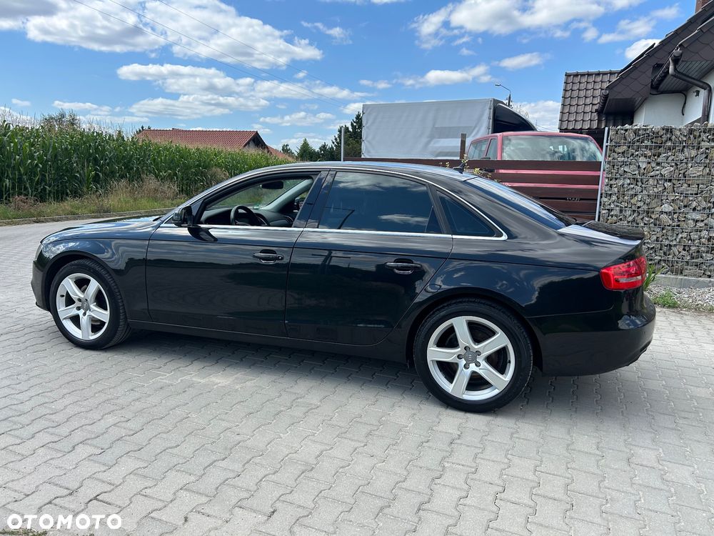 Audi A4 Limousine 2.0 TDI DPF Ambiente - 6