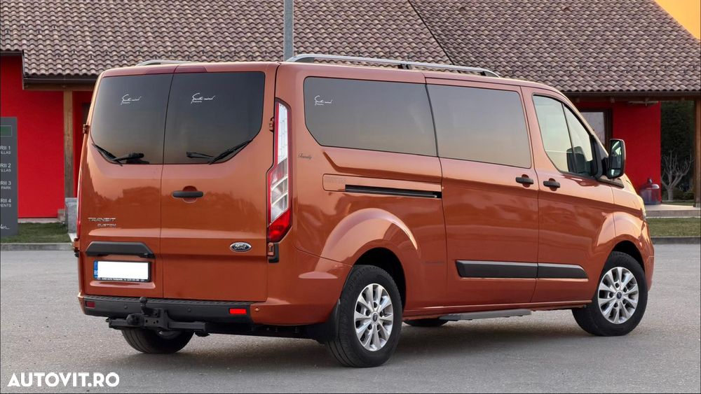 Ford Tourneo Custom - 3