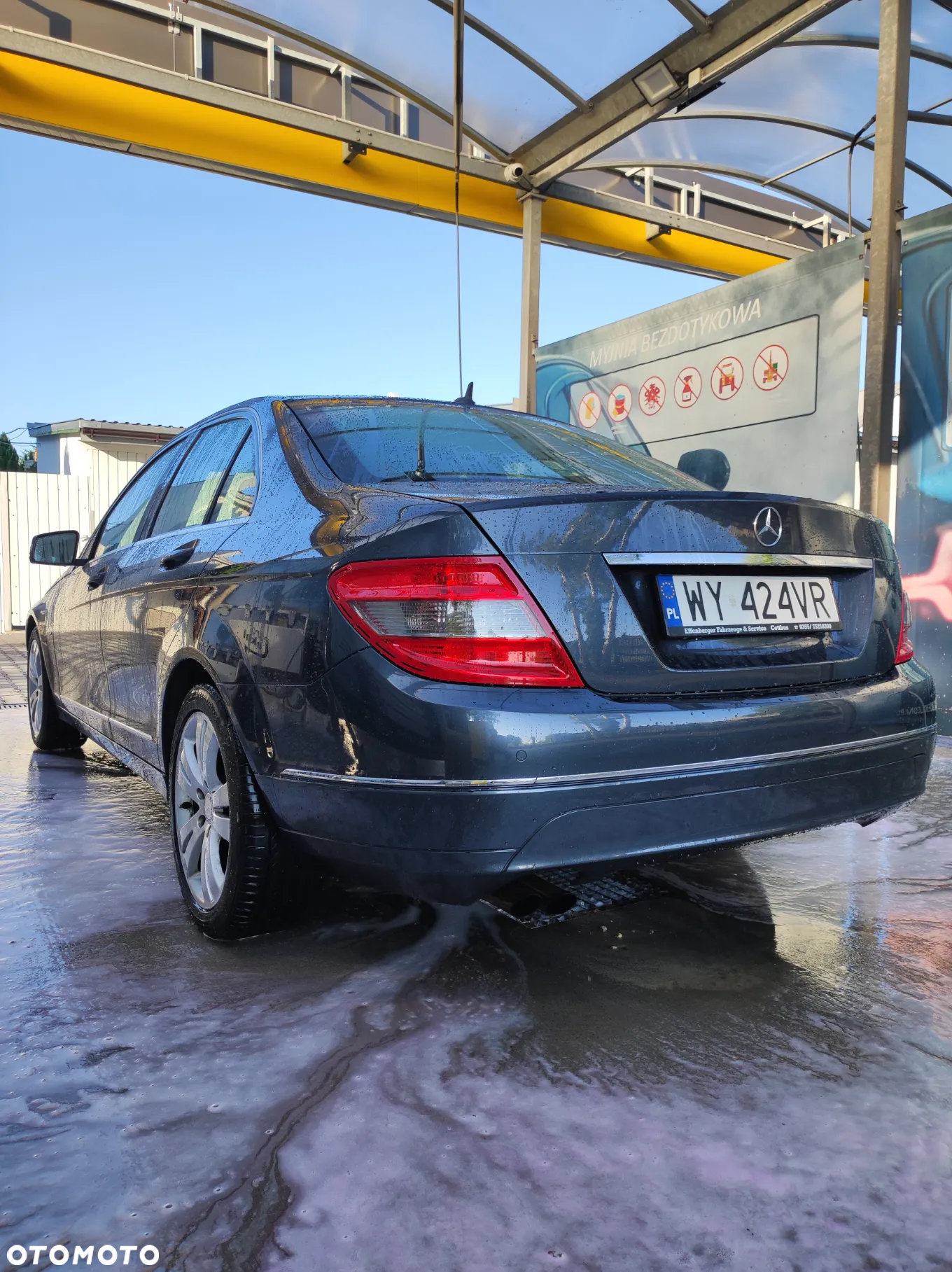 Mercedes-Benz Klasa C 180 BlueEFFICIENCY 7G-TRONIC Avantgarde - 4