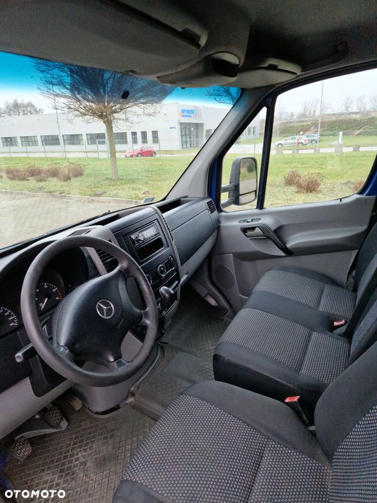 Mercedes-Benz Sprinter - 7