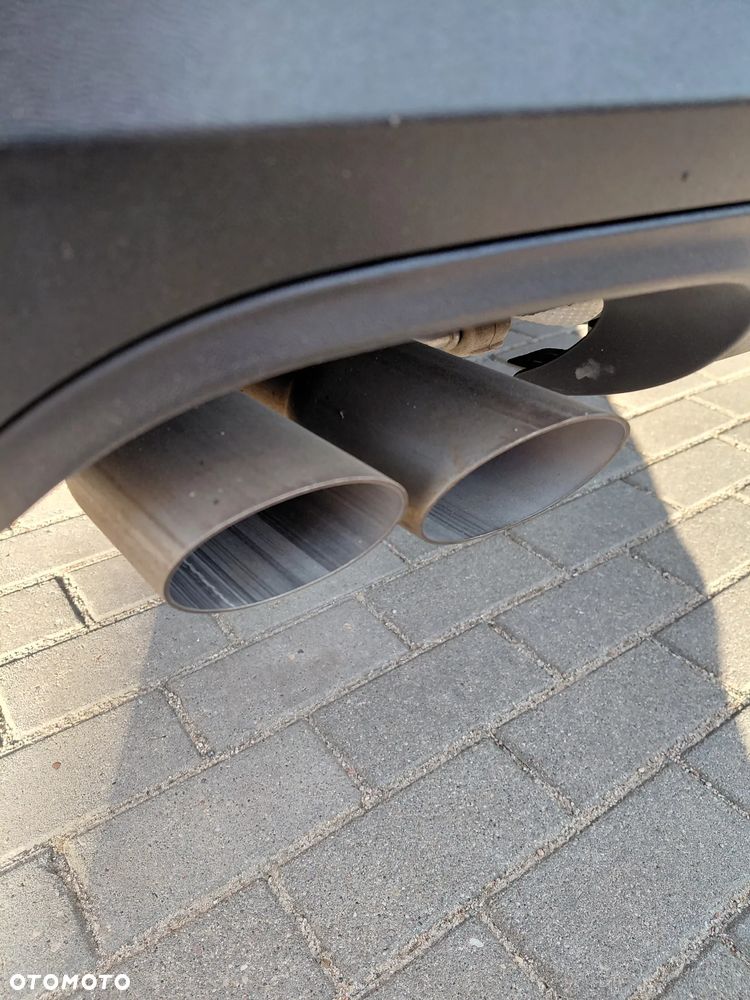 Volkswagen Passat 2.0 TDI Comfortline - 6