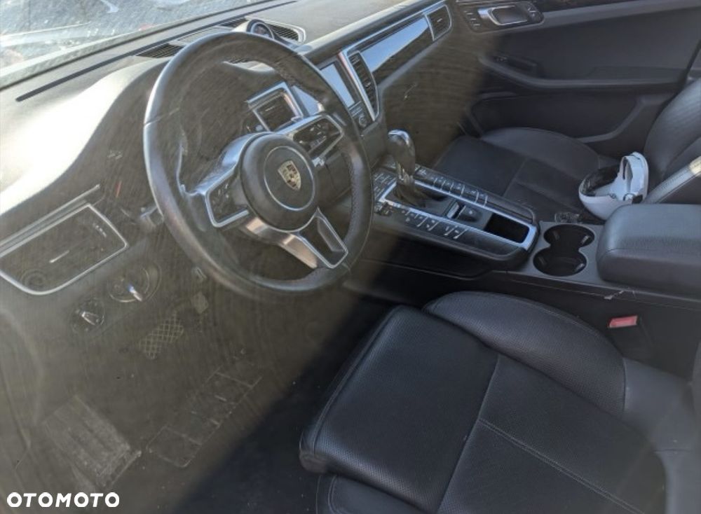 Porsche Macan S - 9