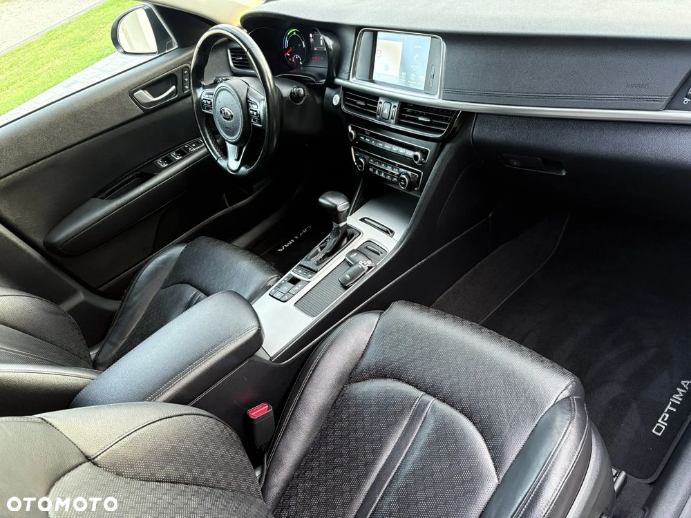 Kia Optima - 17