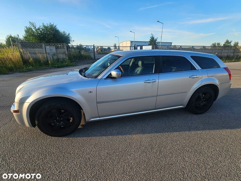 Chrysler 300C 5.7 V8 Hemi - 3