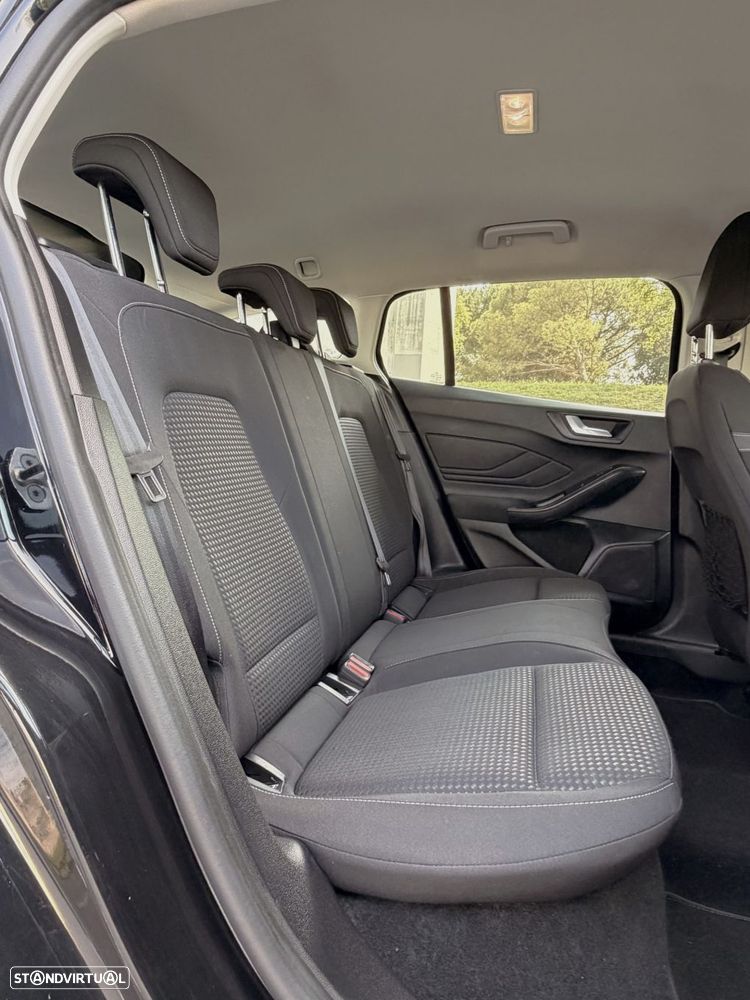Ford Focus SW 1.5 TDCi EcoBlue Connected Aut. - 38