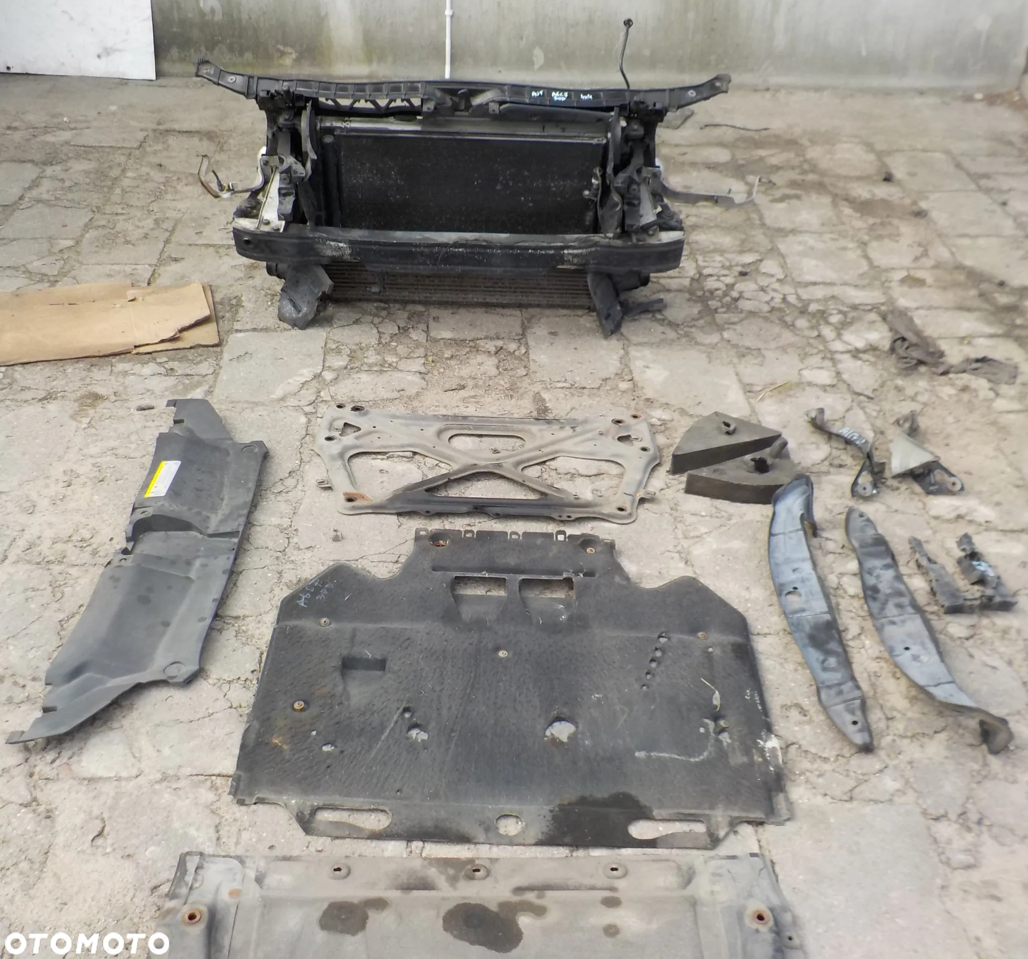 AUDI A6 C7 3.0 TDI S-LINE PRZÓD MASKA ZDERZAK BŁOTNIKI PAS PRZEDNI Z CHŁODNICAMI LAMPY XENON LY9B - 25