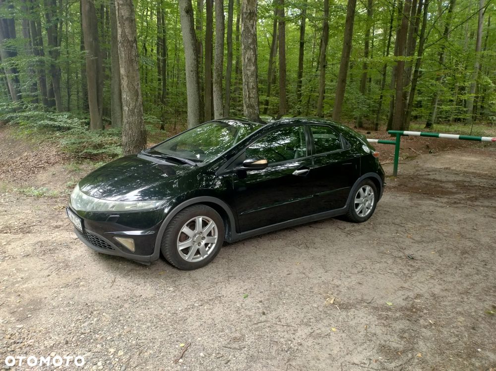 Honda Civic 1.8 Comfort - 3