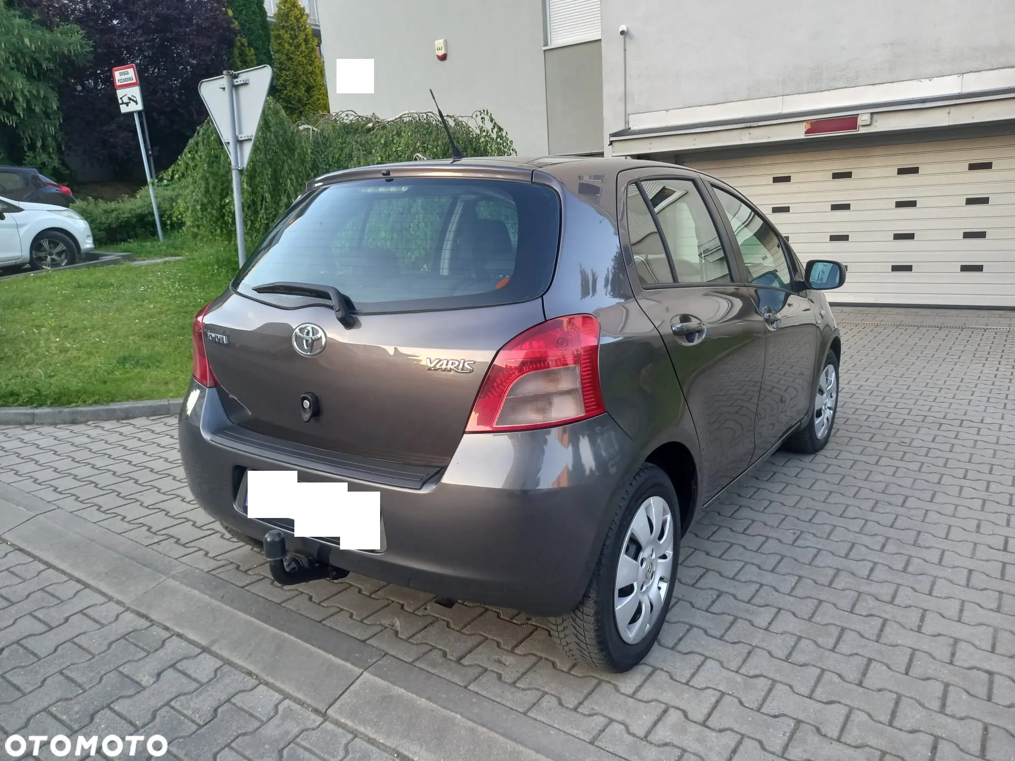 Toyota Yaris 1.4 D-4D - 12