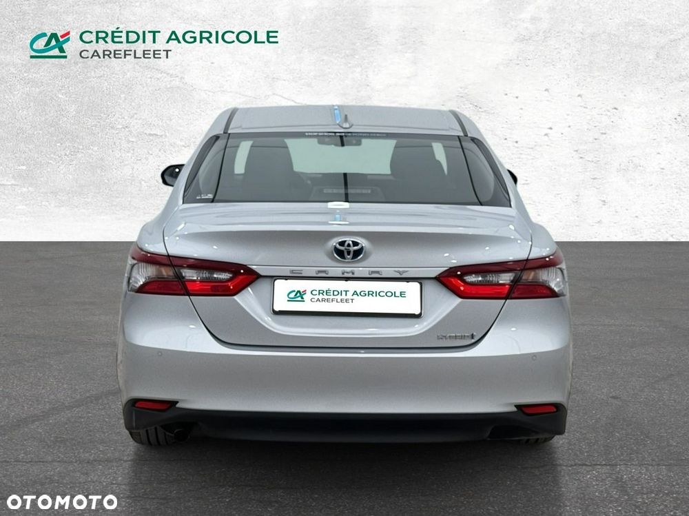 Toyota Camry - 7