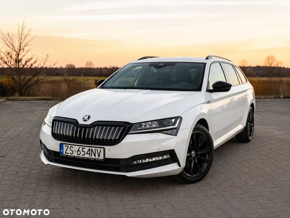 Skoda Superb 1.4 TSI Plug-In Hybrid Sportline DSG - 1