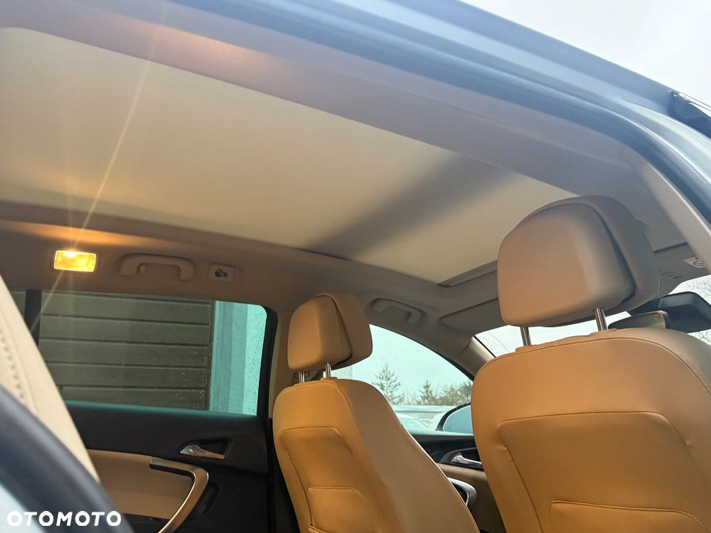 Opel Insignia 2.0 CDTI Cosmo - 9