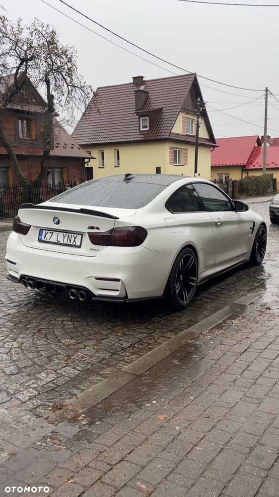 BMW M4 - 11
