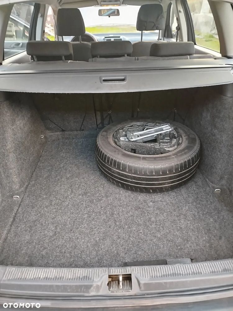 Skoda Octavia 1.6 Tour - 7