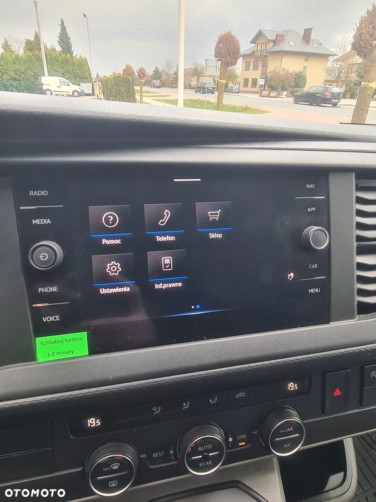 Volkswagen Caravelle 2.0 TDI L2 Comfortline DSG - 26