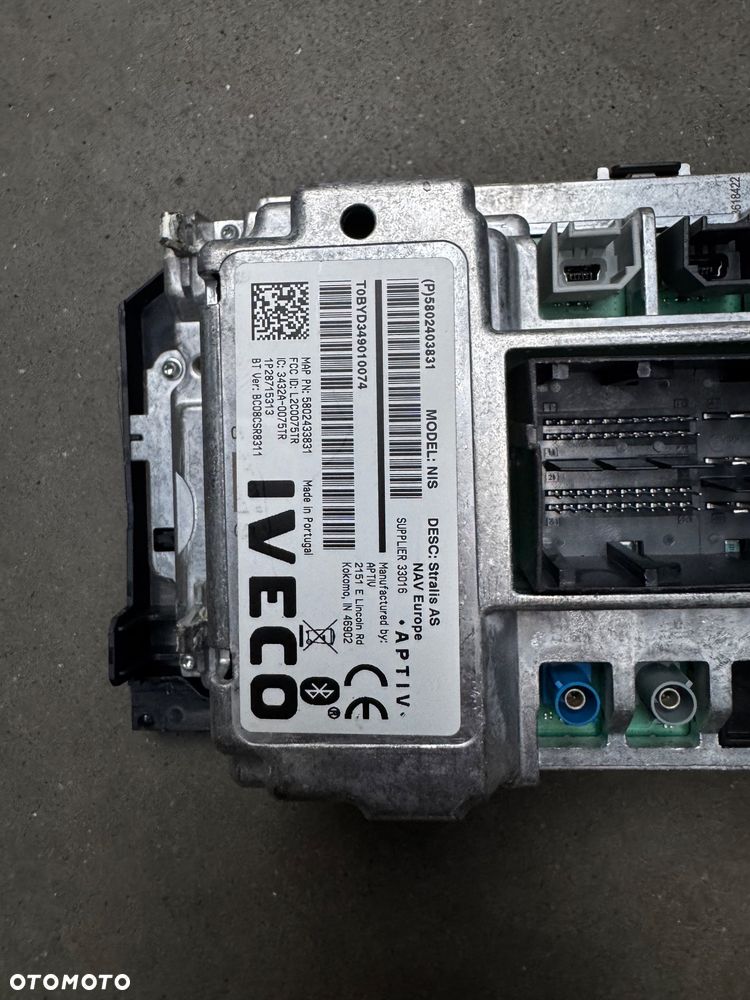 Radio, odtwarzacz, nawigacja, wyświetlacz, panel Iveco S-way Euro 6 - 3