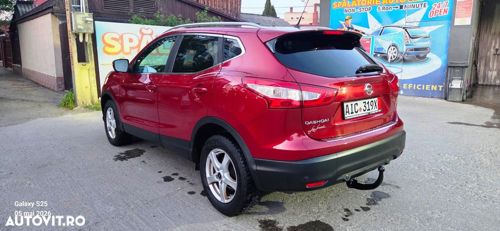Nissan Qashqai 1.6 DCI Xtronic TEKNA - 3